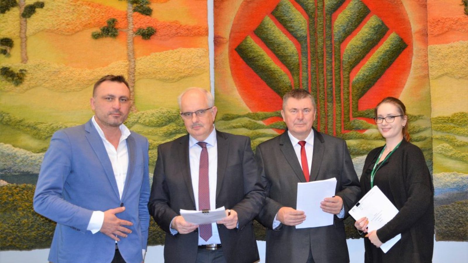 26a323c061f10810a6a8f311d69a2e1e5ba15958